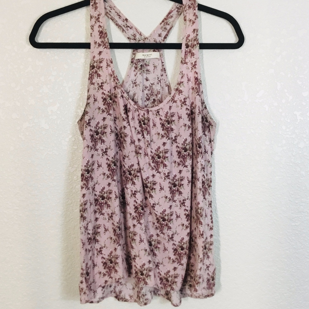 🐾 Margret by be cool pink floral top